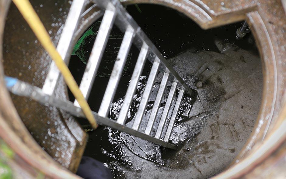 déboucher une canalisation de wc Courtry